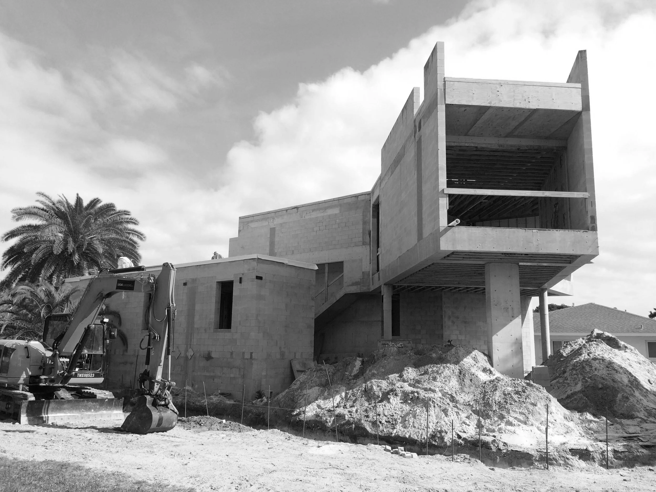 IMG_1142-black_white.jpg