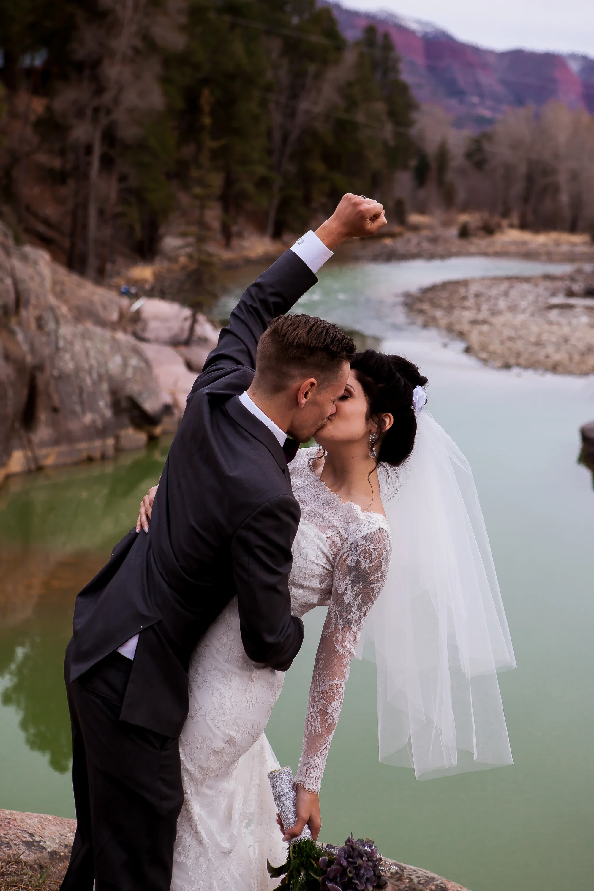 emily and justin-0648.jpg