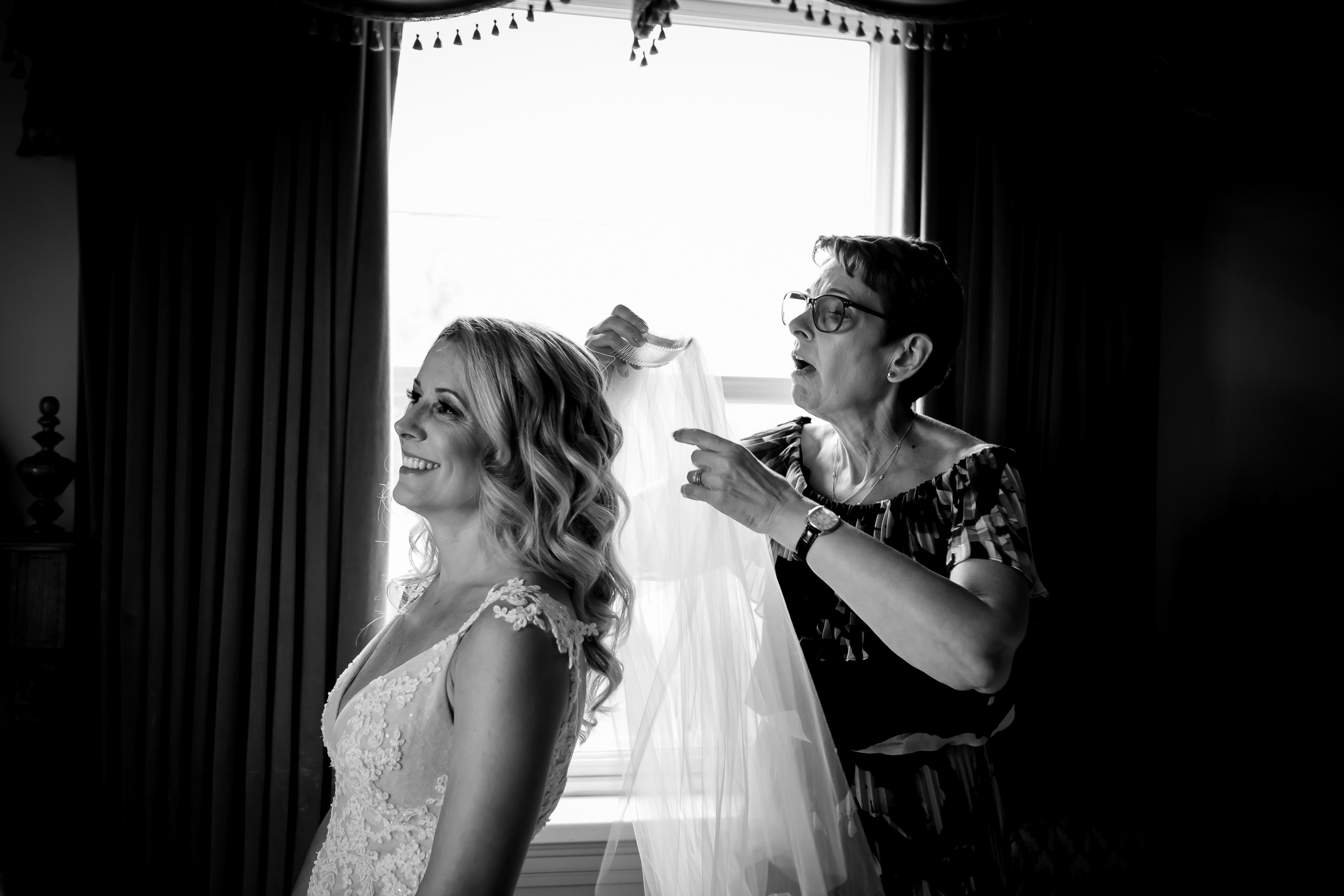 Starter Hotel Wedding  © Alexi Hubbell Photography