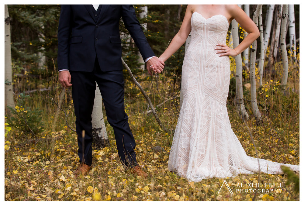 Fall wedding at Cascade Village, Durango, Colorado by Alexi Hubbell Photography