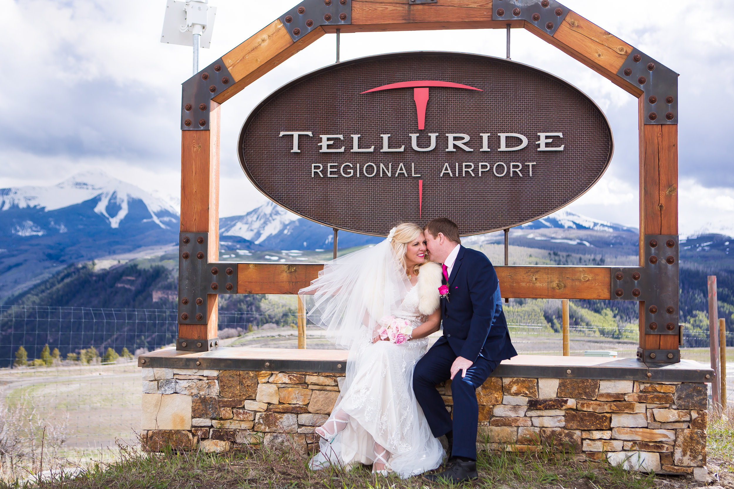 durango and telluride wedding photographer  Alexi Hubbell Photography  adventure wedding