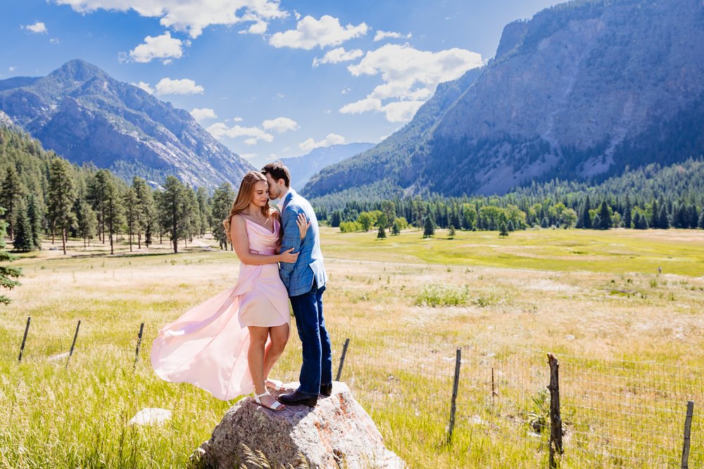  Durango, Colorado Vallecito Lake Engagement Session Portrait Photographer  ©Alexi Hubbell Photography 2023 