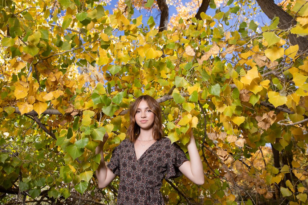  Durango Colorado senior portraits outdoors in Fall  ©2023 Alexi Hubbell Photography 