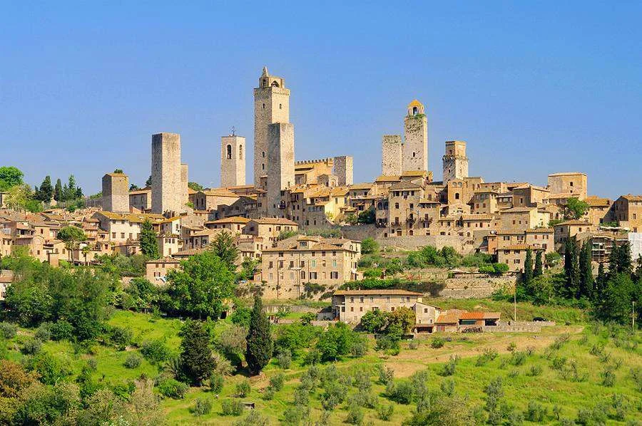 Towers-of-San-Gimignano.jpg