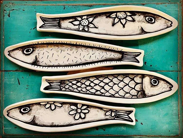 black-fish-on-green.jpg