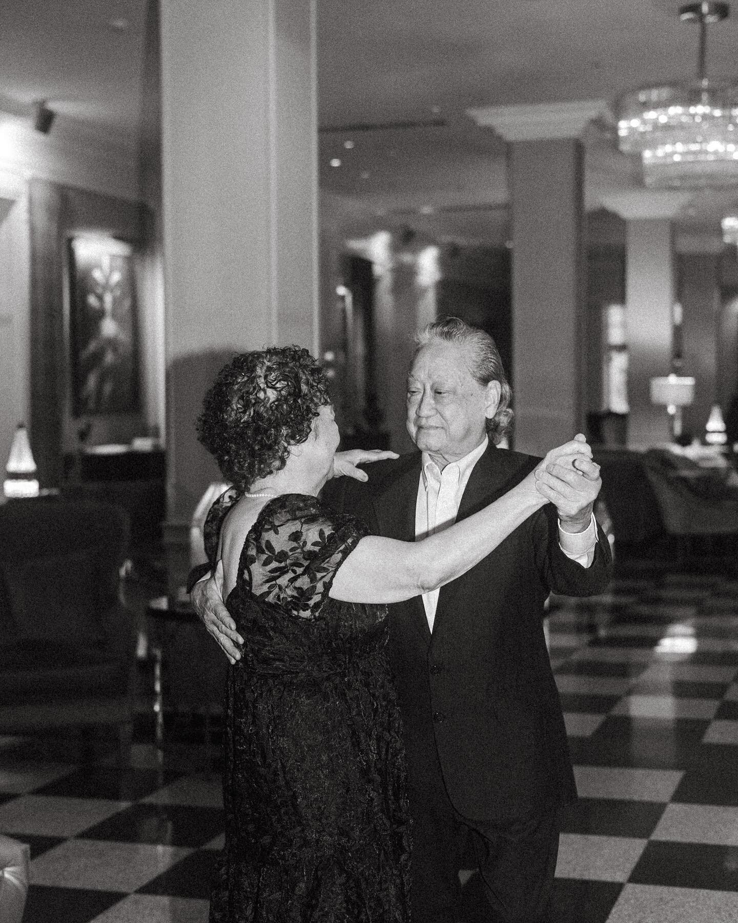 ludevina &amp; santy, celebrating 50 years of marriage at the @thecavaliervb 

we sat and looked through old wedding photos, danced through the halls, and took photos before continuing the celebration at @becca_cavaliervb for dinner