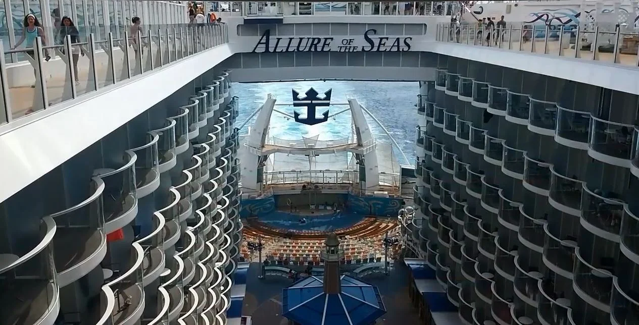 AquaTheater and Boardwalk viewed from deck 15