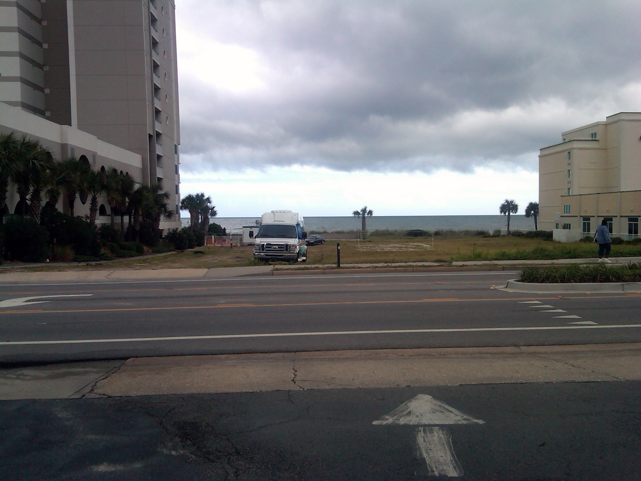 distance to the beach from the main complex (there is also a building on the beach)
