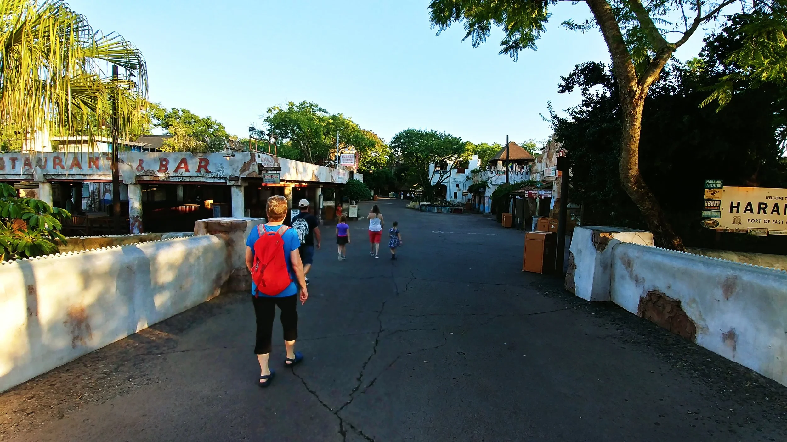 2018-09-20 Disney World with Natalie 2.jpg