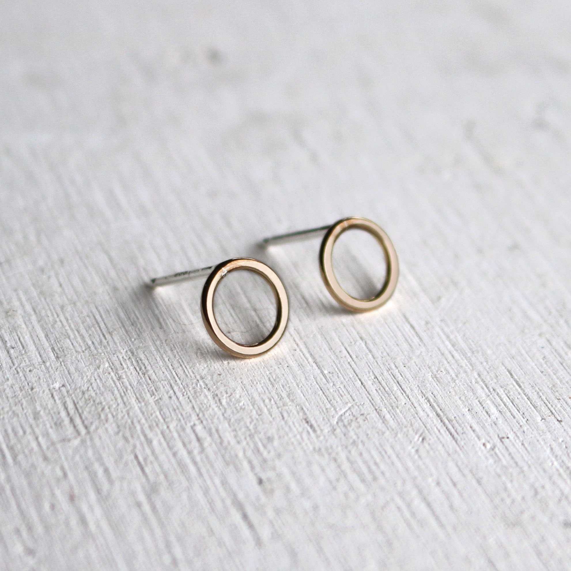O Earring Side.jpg