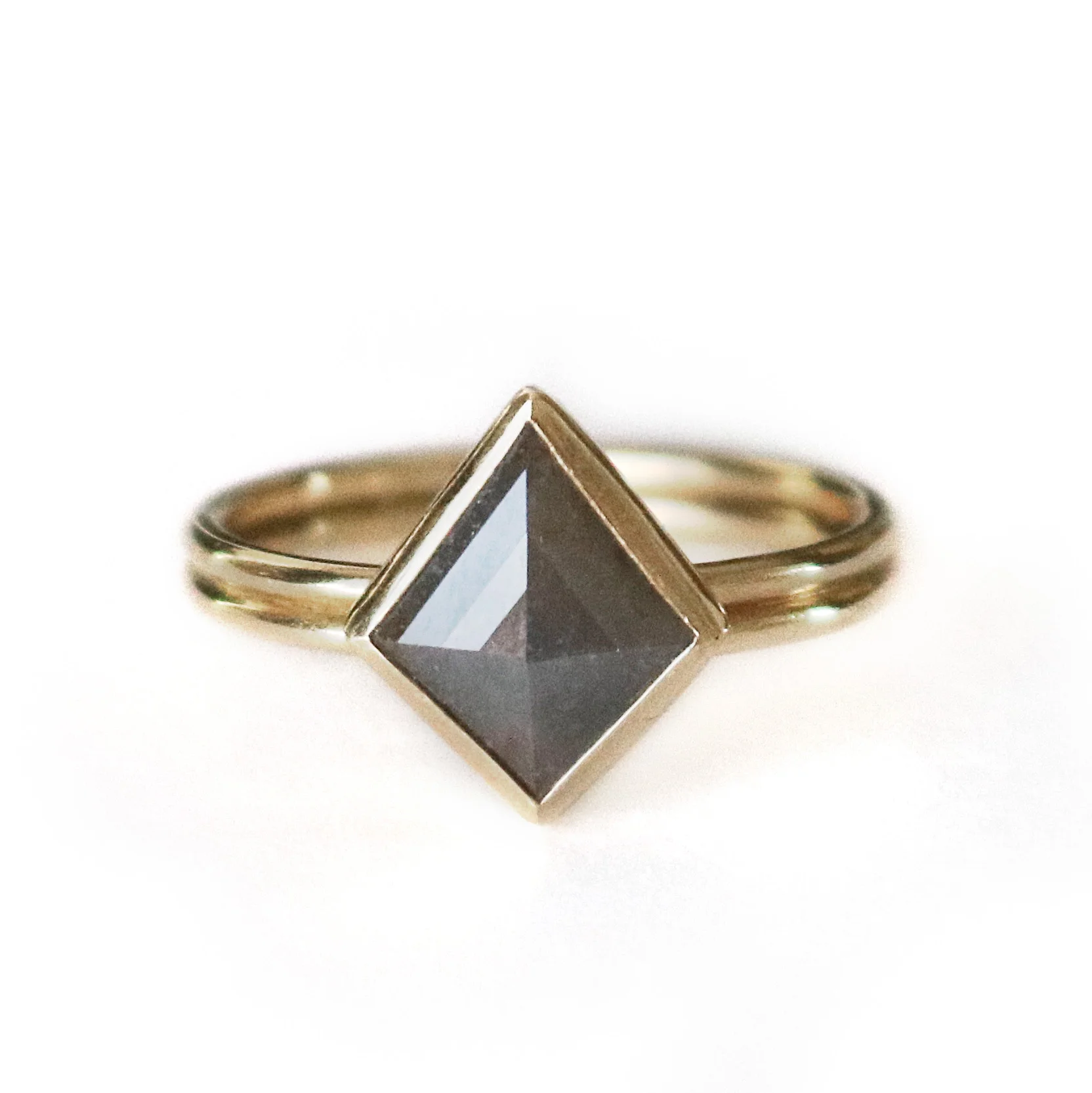 Kite Ring Front.jpg