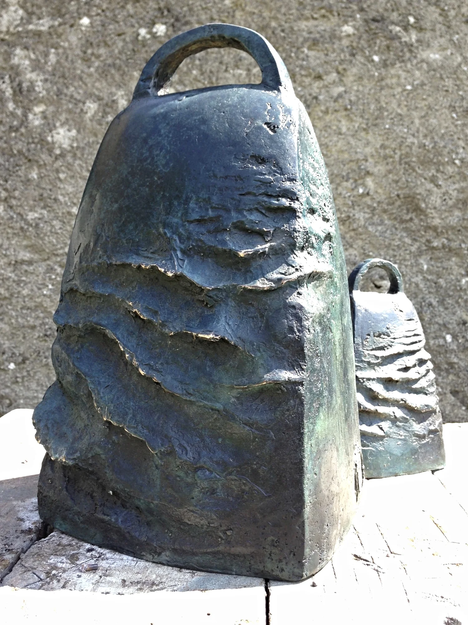 Clog na Mara VI (Sea Bell VI), cast bronze, ed. 3/4, 40cm high, 2013