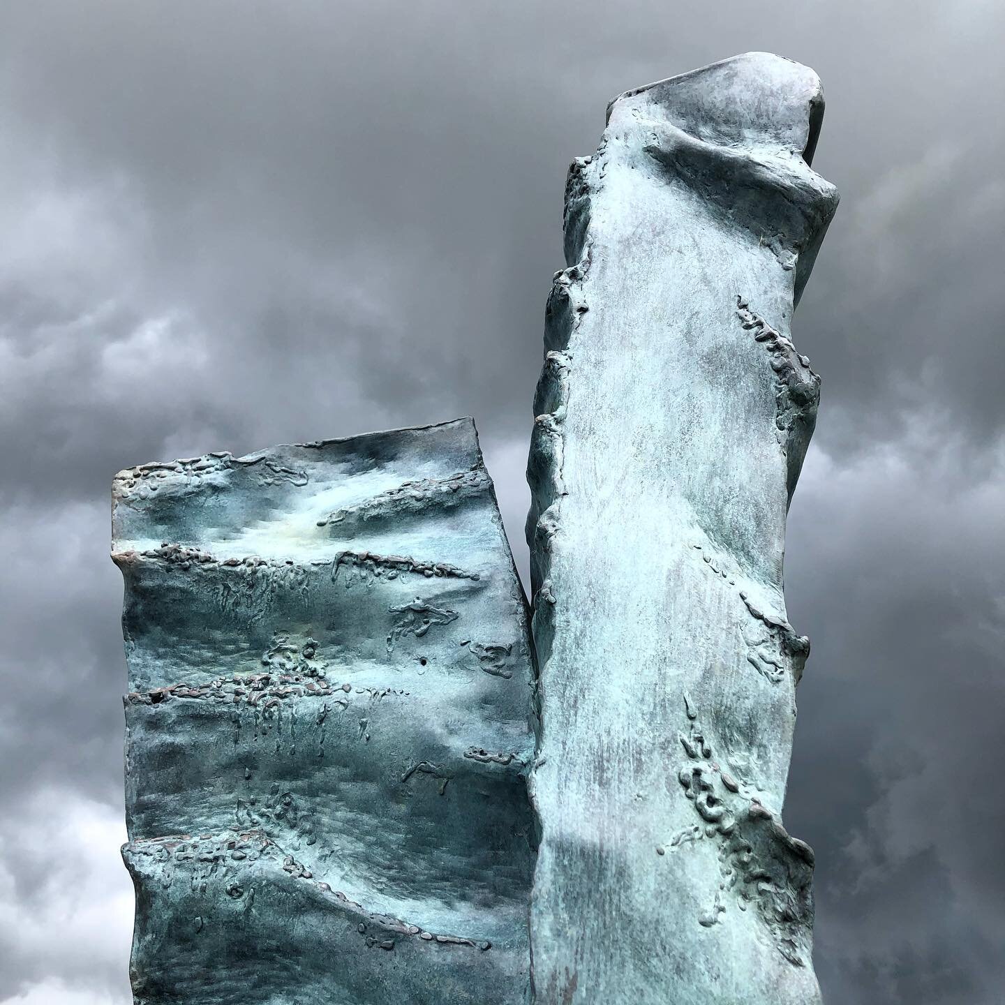 A thunderstorm today here where I live in Kerry, Adding a little atmosphere to my #sculpture Rince na dTonnte (Dance of the waves) Inspired by the #Mythology of the sea #kerry #celf #sea #waves #royal_sculptors #sculpturegarden #sculptureartist #lowc