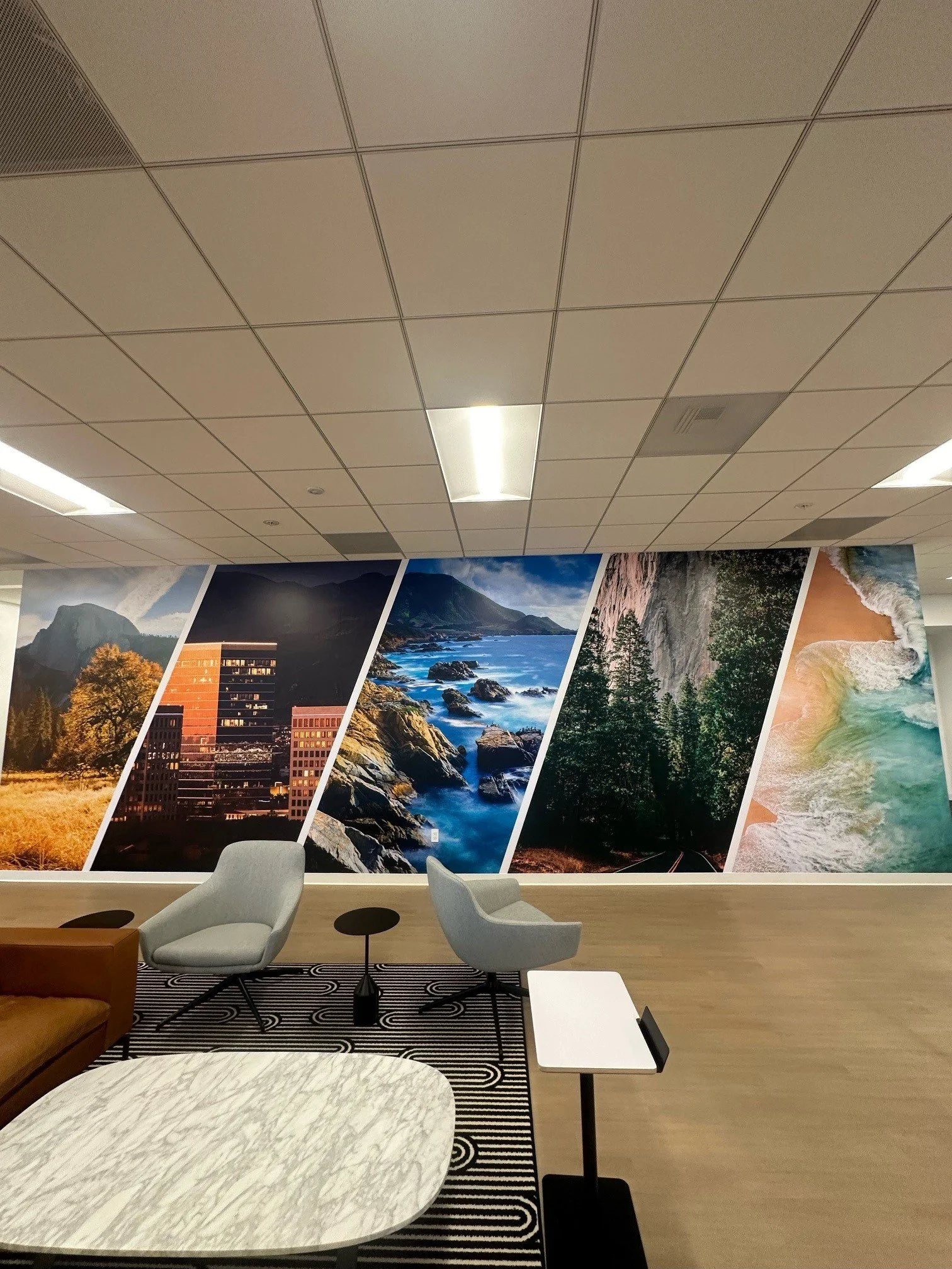 Floor 2 Mural 03.jpg