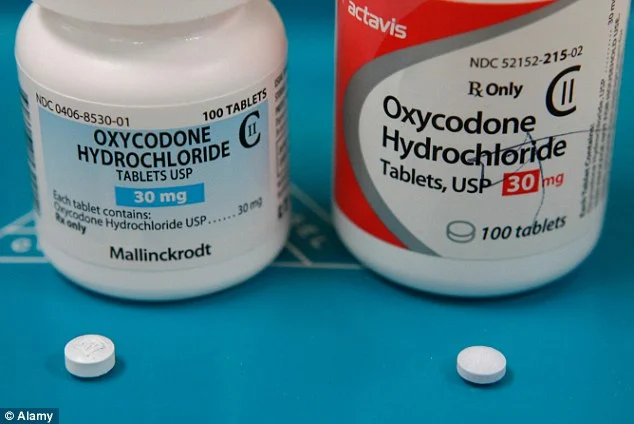 Doctors prescribing painkillers often leads to heroin