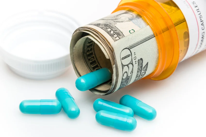 EXPERTS SUPPORT CALL FOR LOWER CANCER DRUG PRICES