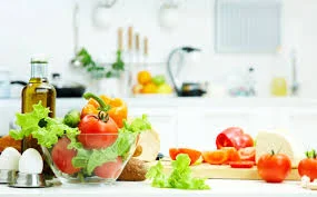 Eating Healthy vs. Dieting