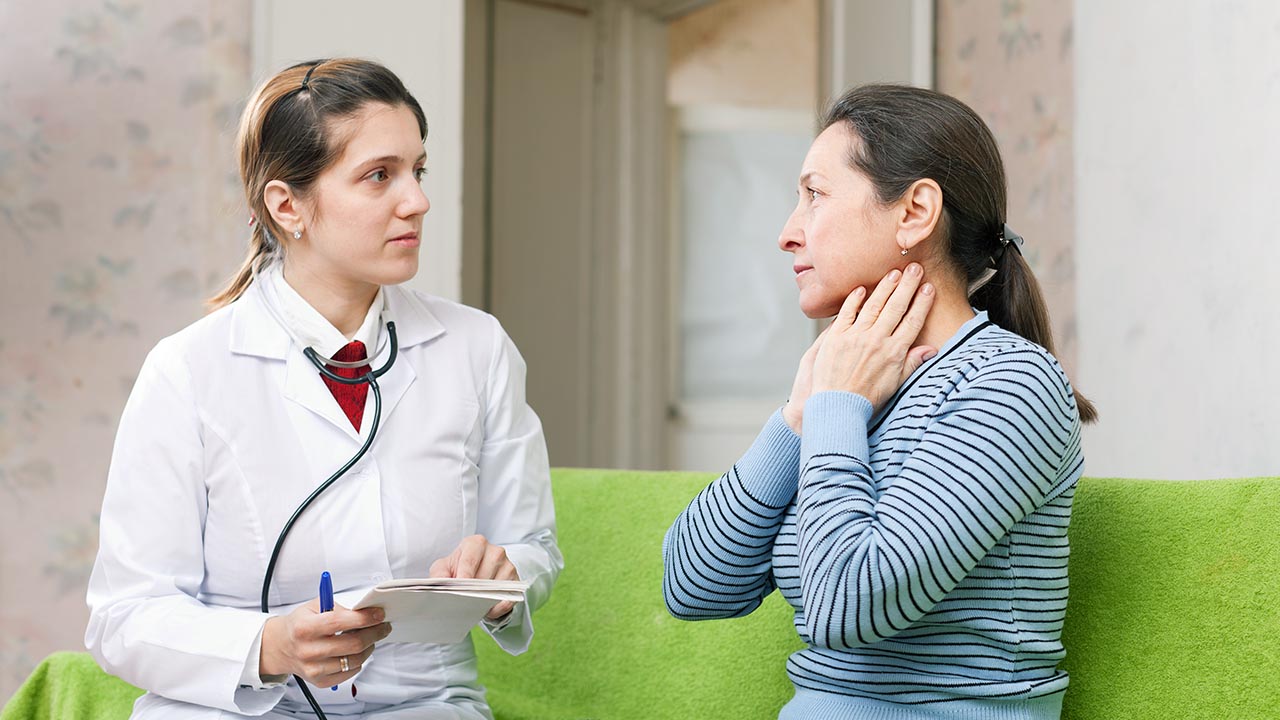 8 signs signaling a thyroid problem