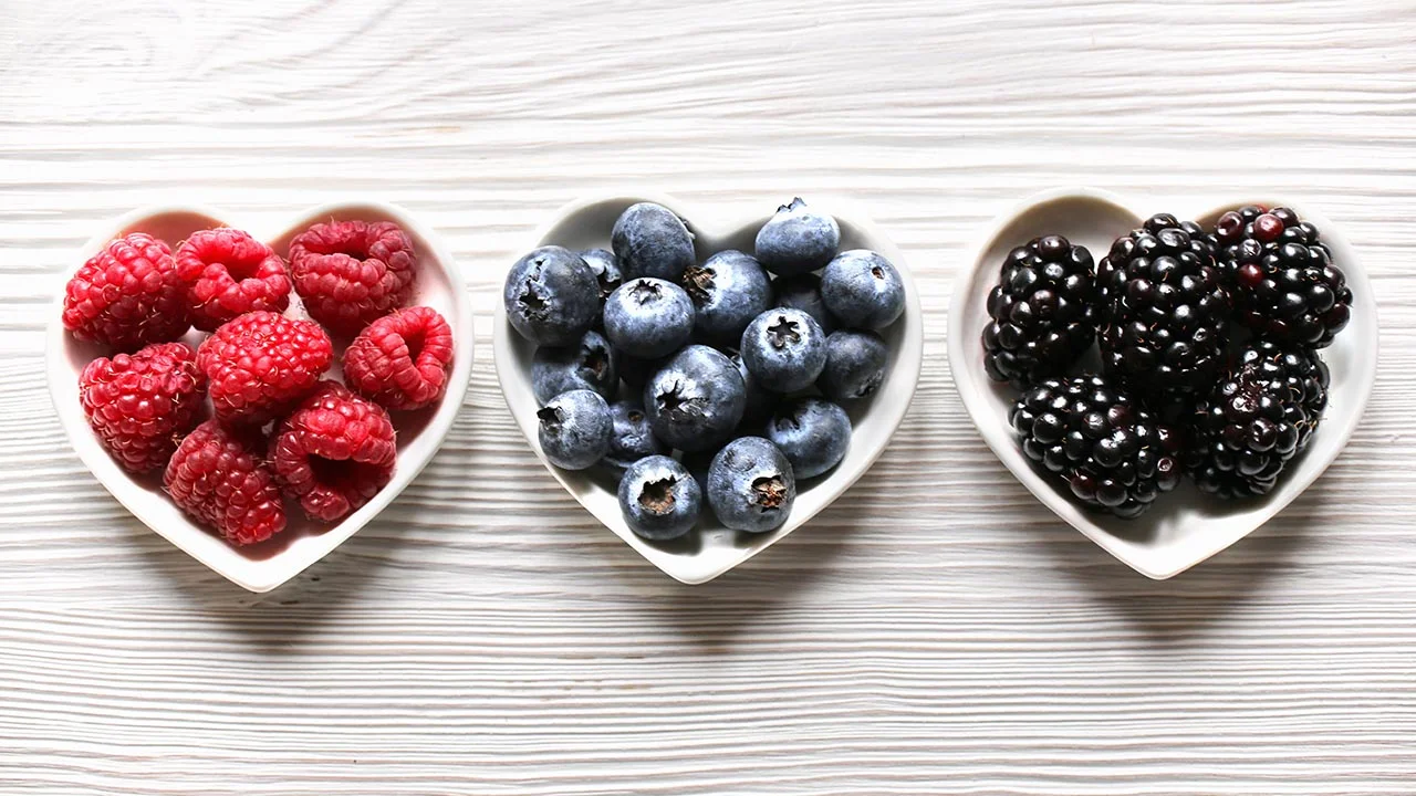 Consume Berries For Better Erectile Function