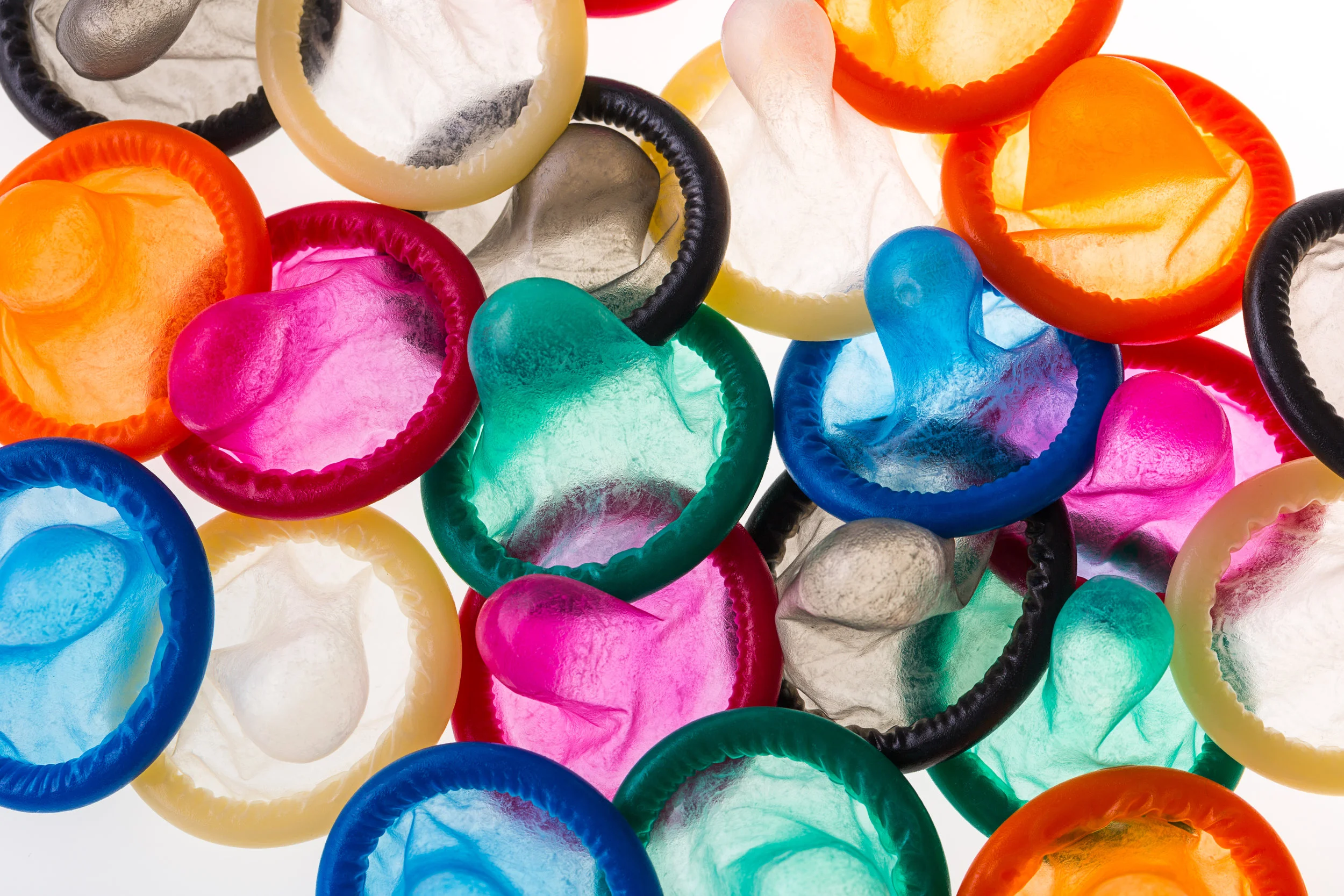8 mistakes men make when using a condom