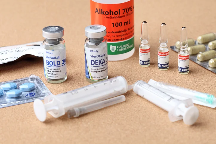 The benefits and risks of testosterone replacement therapy