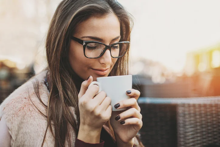 Four daily cups of coffee slash risk of death by 64%