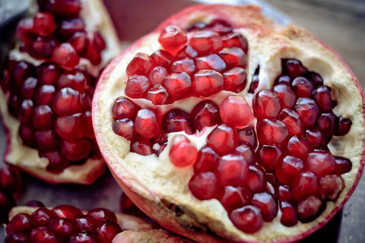 The powerful nutritional punch of pomegranates