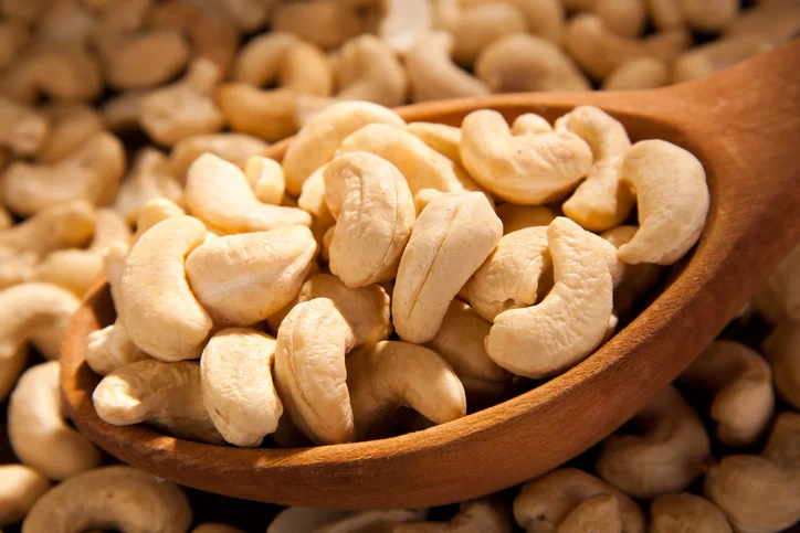 Health overview on cashews