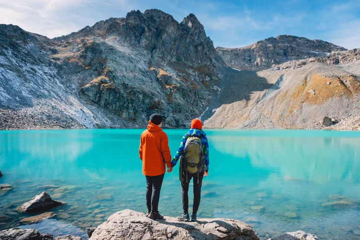 Sorting out the differences between hiking and walking