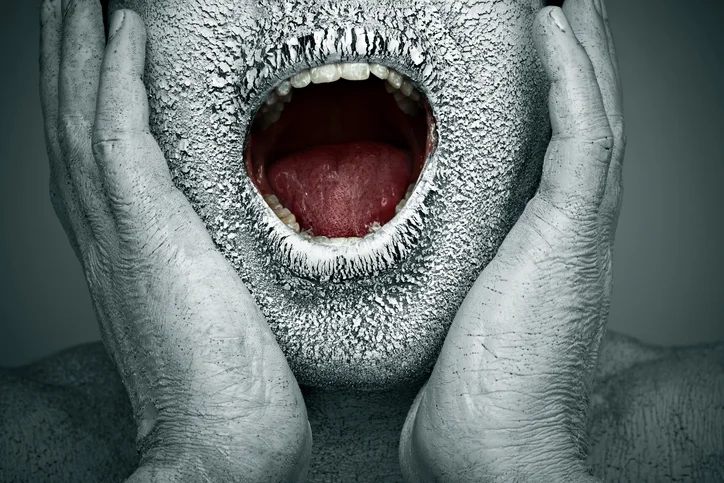 Simple remedies for quenching a dry mouth