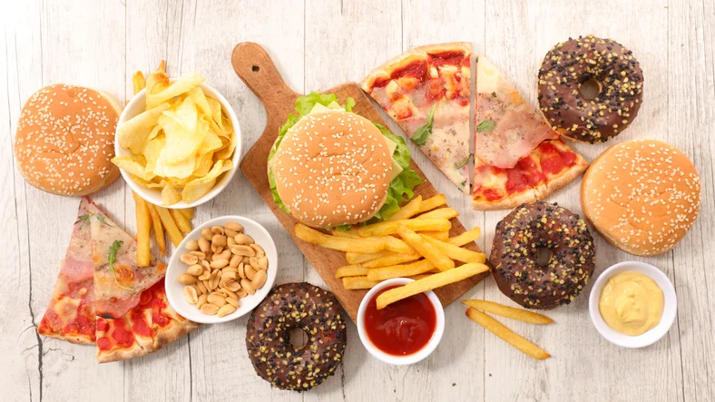 Say hello to health and goodbye to unhealthy foods