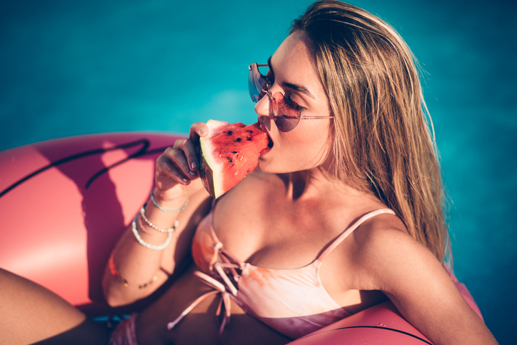 Keep cool with healthy hot-weather eating tips