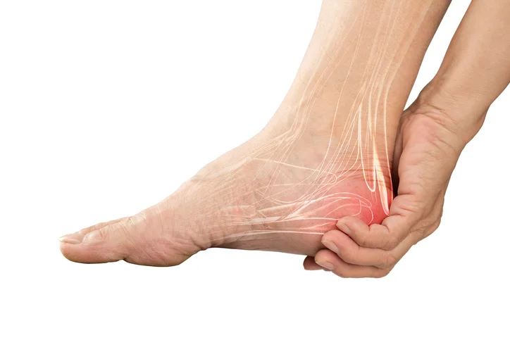 8 health warning signs coming from your feet