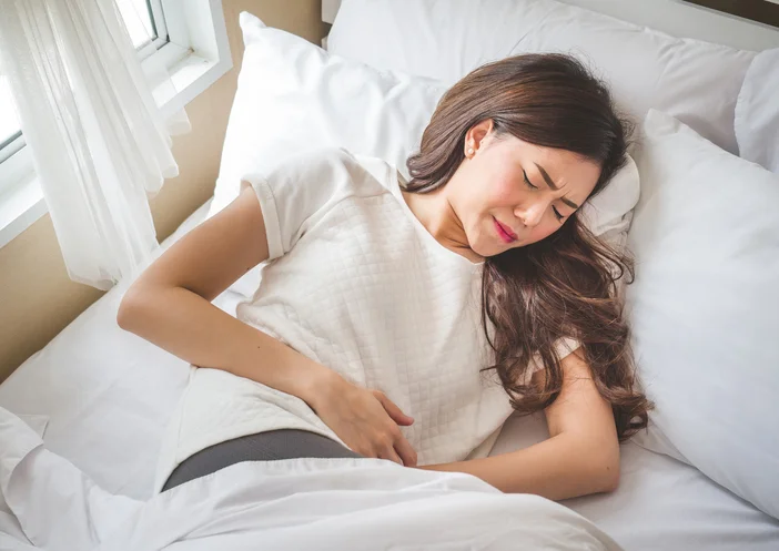Managing food cravings when menstruating