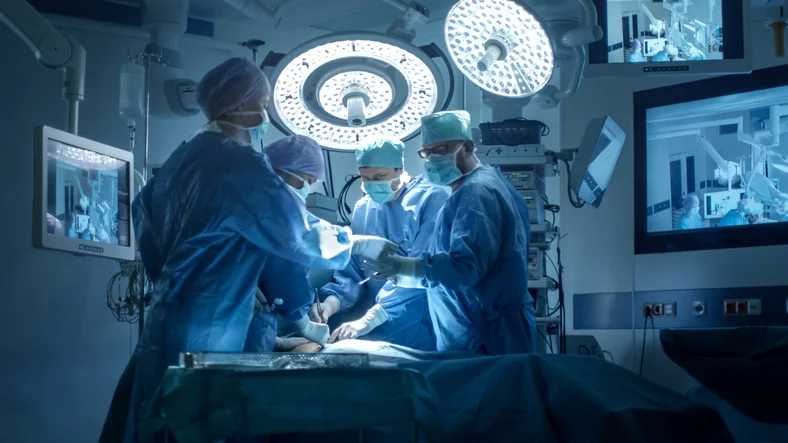 Vasectomy vs. tubal ligation - Comparing pros and cons