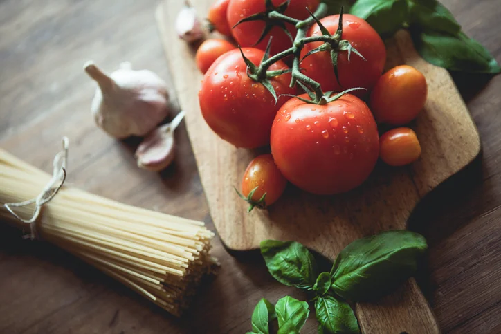 8 Red foods your heart will love