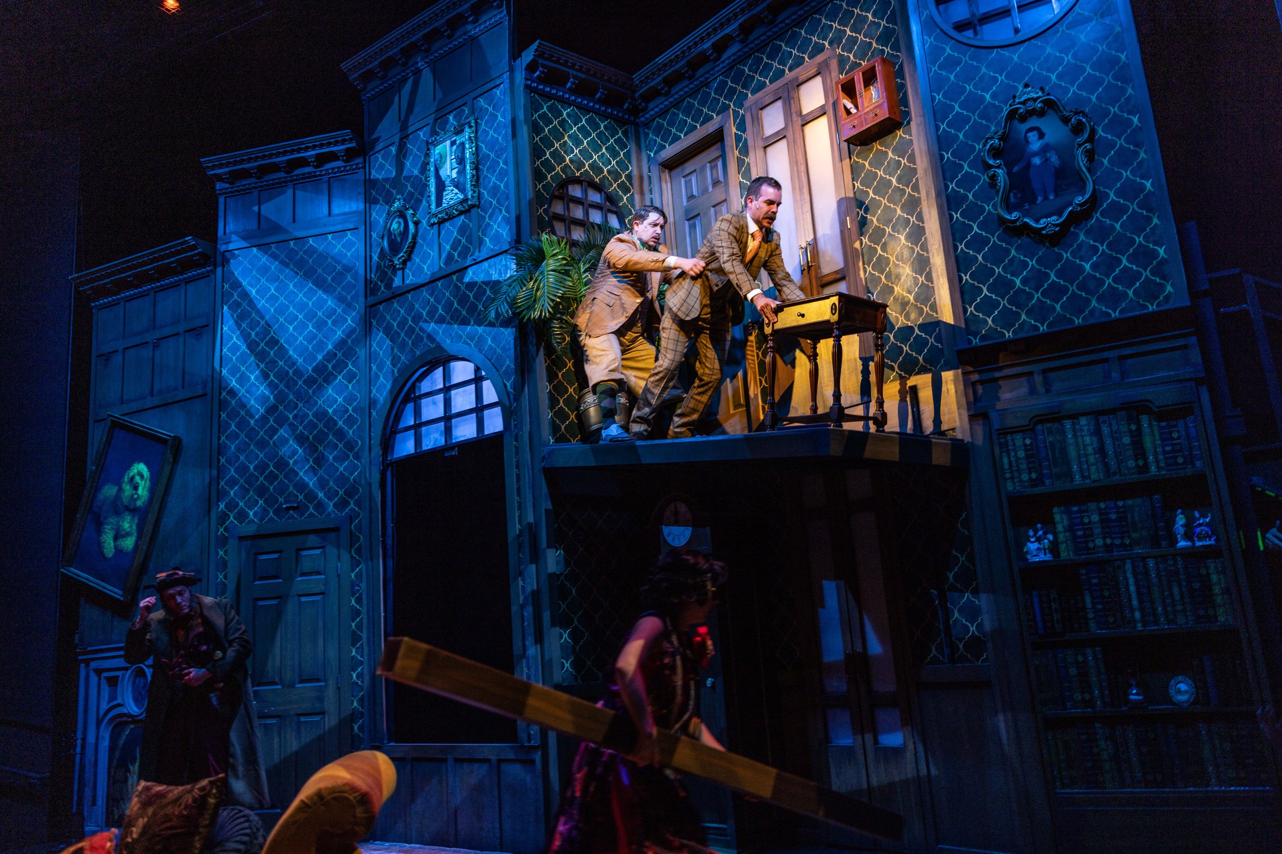 The Play That Goes Wrong Lighting Design 4.jpg