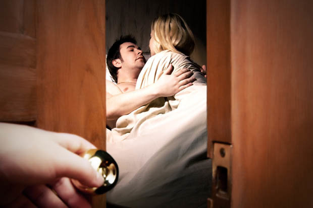 Cheating-signs.jpg