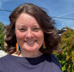 <b>Angie Schmelzter</b> Movement Teacher</em>