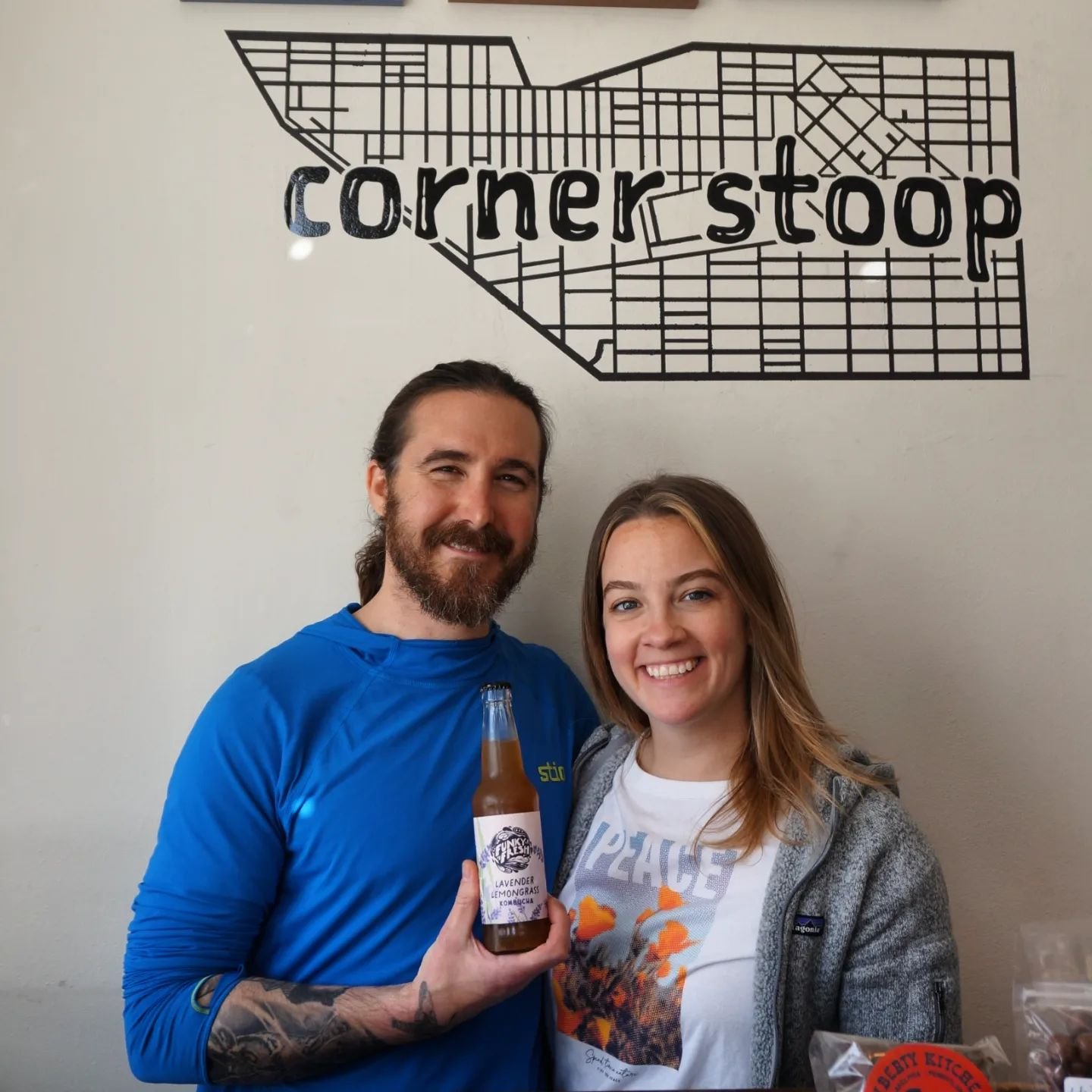 We recently dropped by Brewerytown to meet our newest vendors @corner_stoop and check out their incredible market! Eugene and Lauren have curated an amazing store with the best the area has to offer in so many categories. Everything from local food p