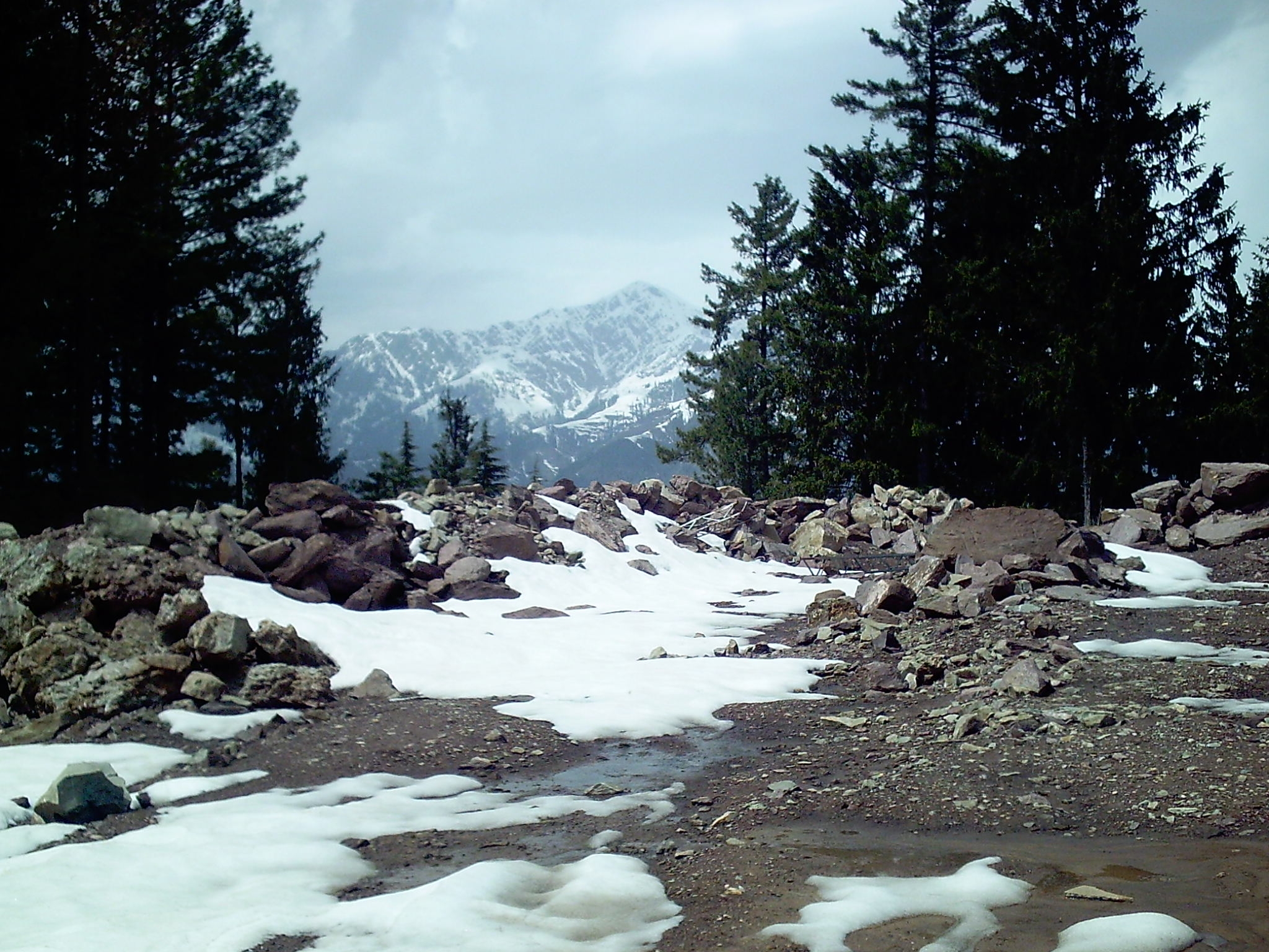  Kaghan valley , Pakistan 