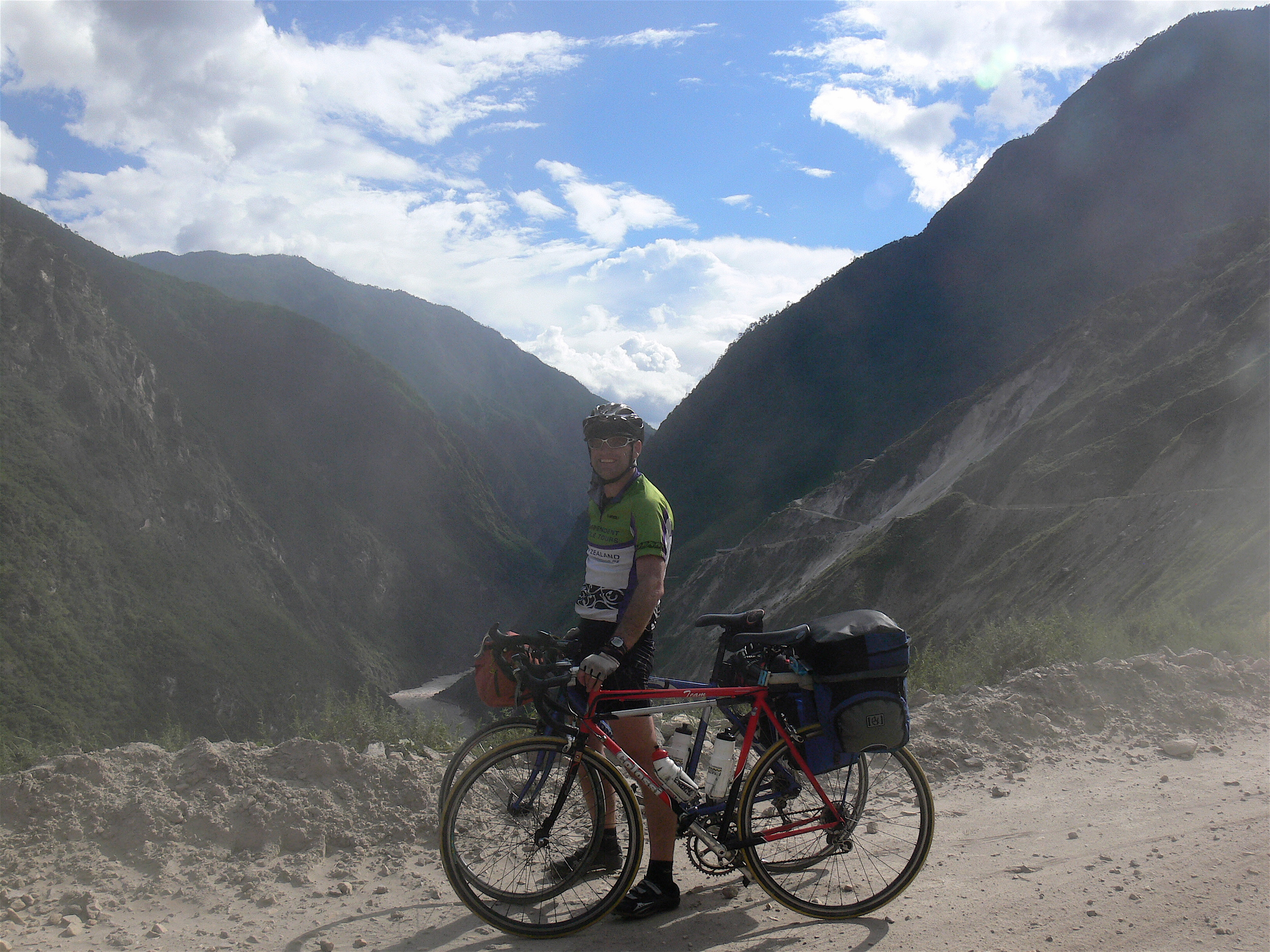 With Al in Tiger Leaping Gorge , Yunnan China