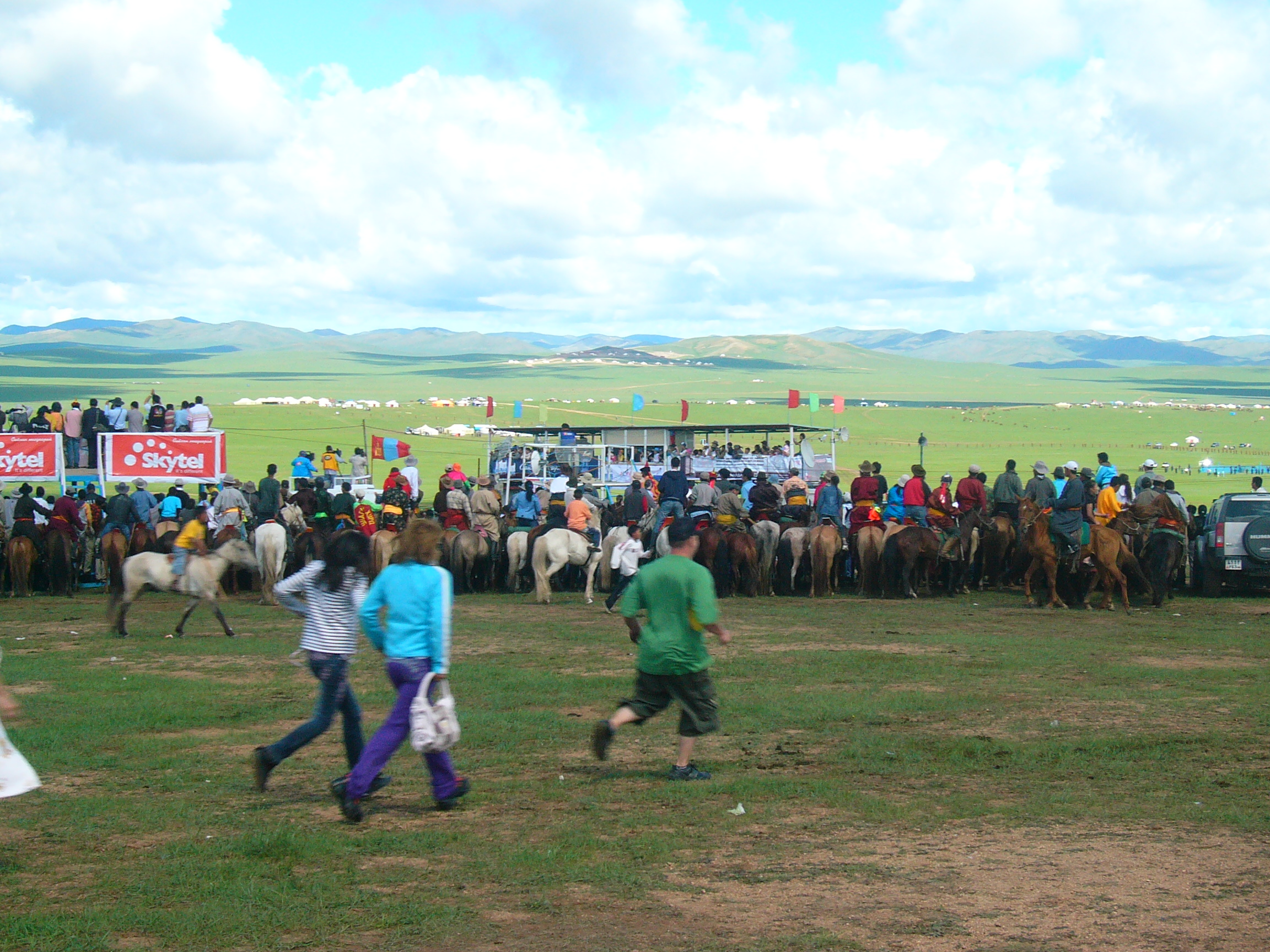  Horse race Mongolia 