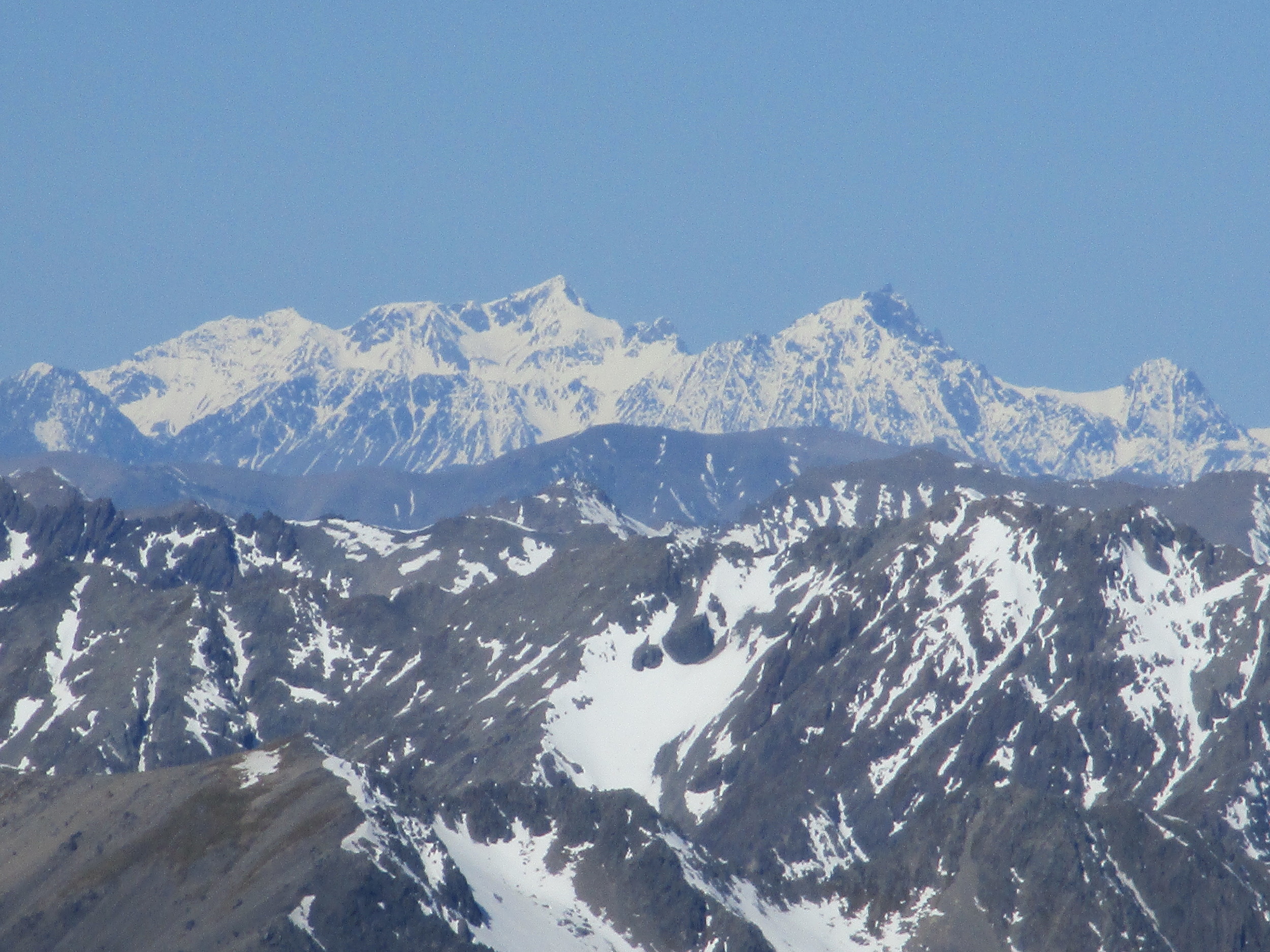   &nbsp;Tapuae-o-Uenuku 2899 m - Mount Alarm 2879 m and Mitre 2621m as seen from &nbsp;Mount Chittenden Oct 2015  