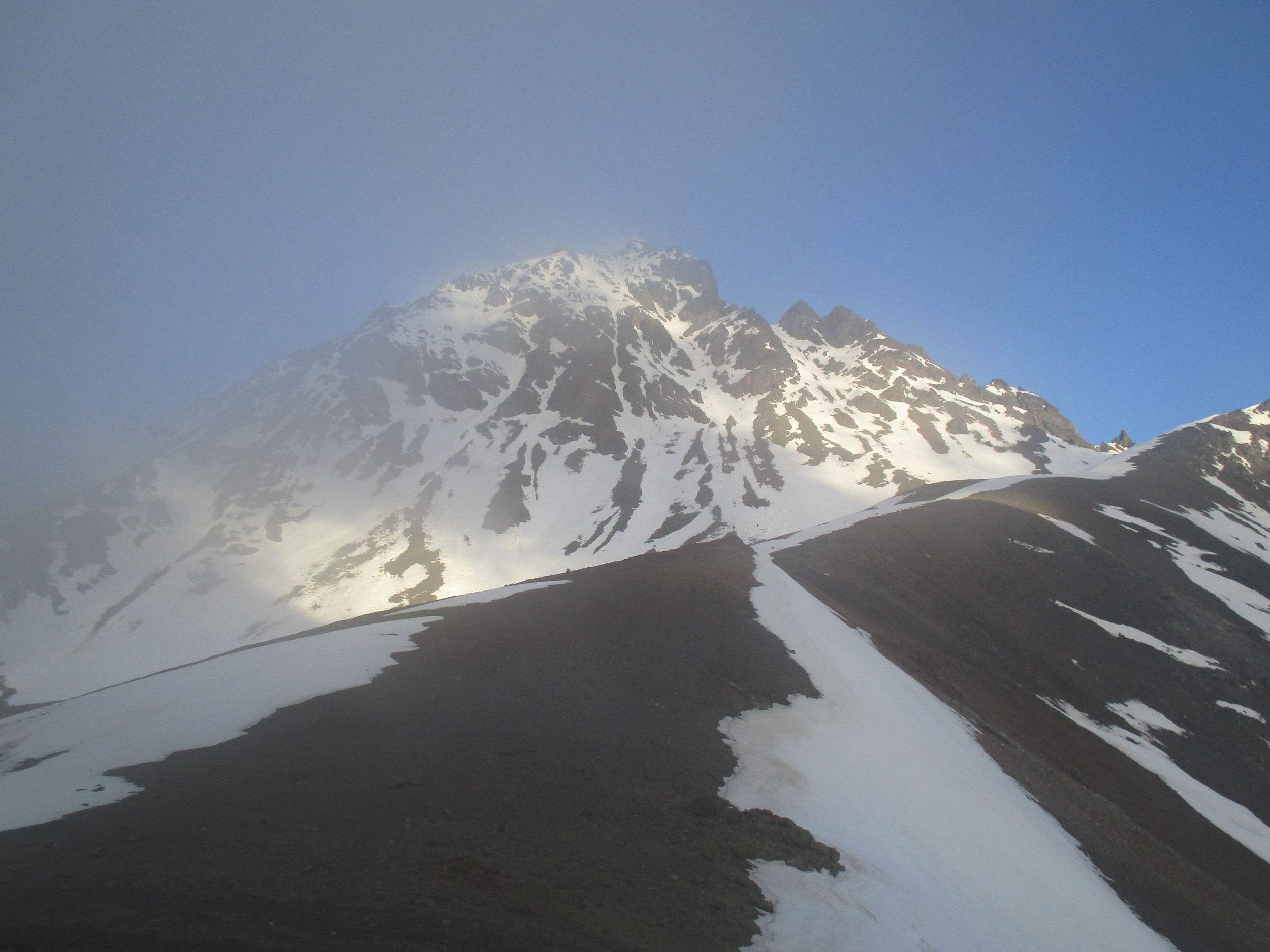   Muzzle Saddle   2222m,   Mount Alarm in the background  