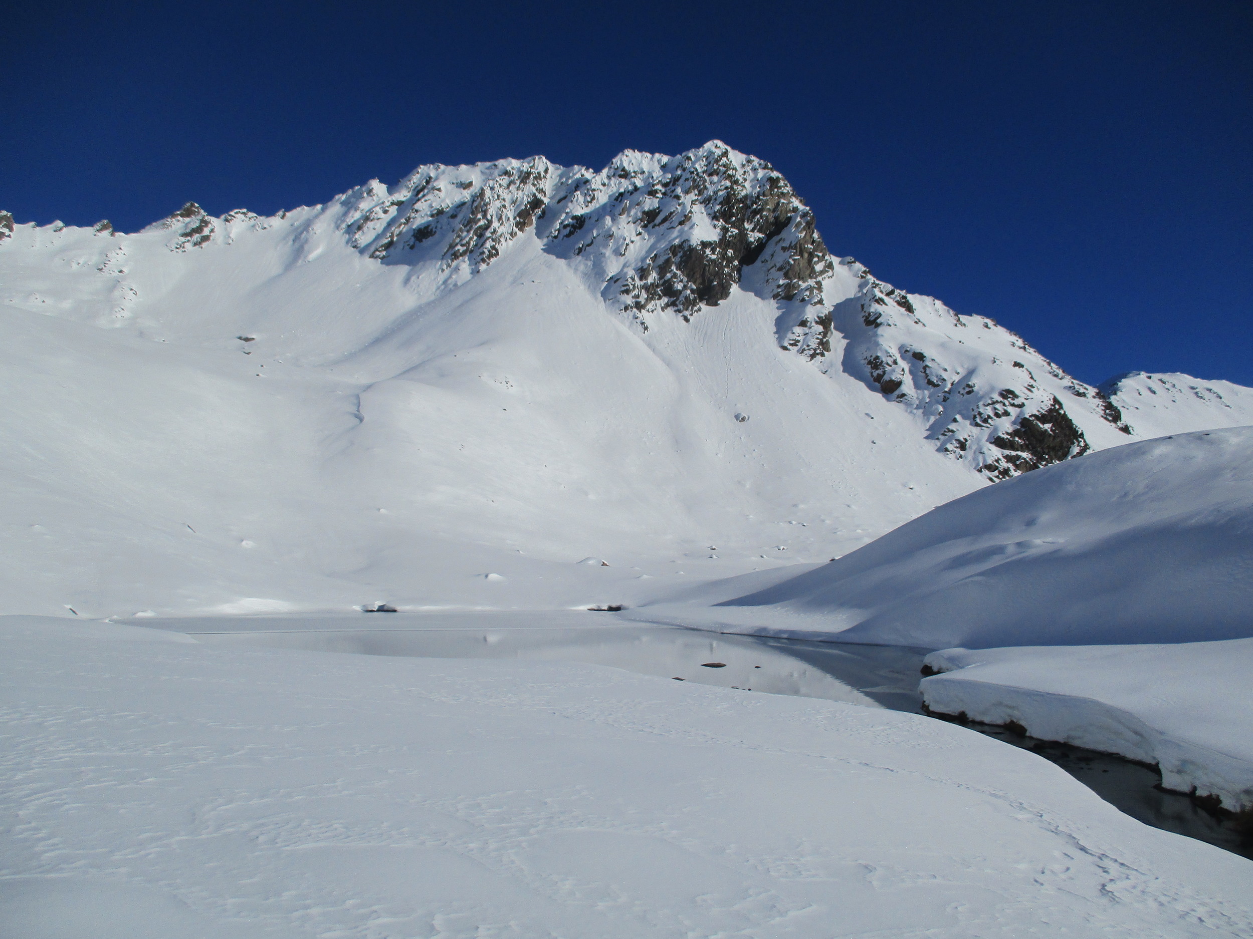 Peak 1926 ,scene of a spectacular glissade by Carl a couple of years back.