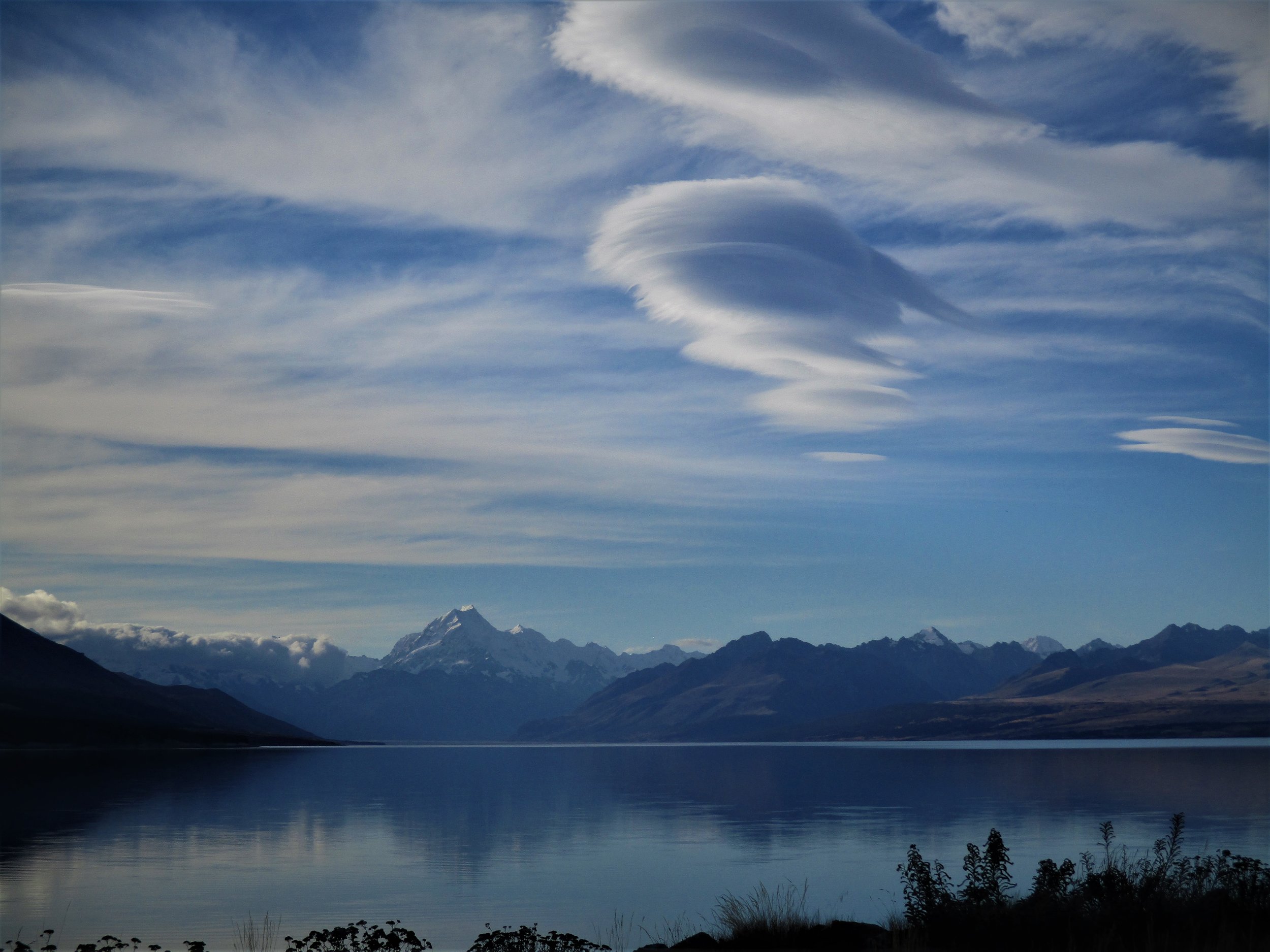 Aoraki/Cook rise's above Lake Pukaki, snow peaks to right are, The Nuns Veil and Malte brun