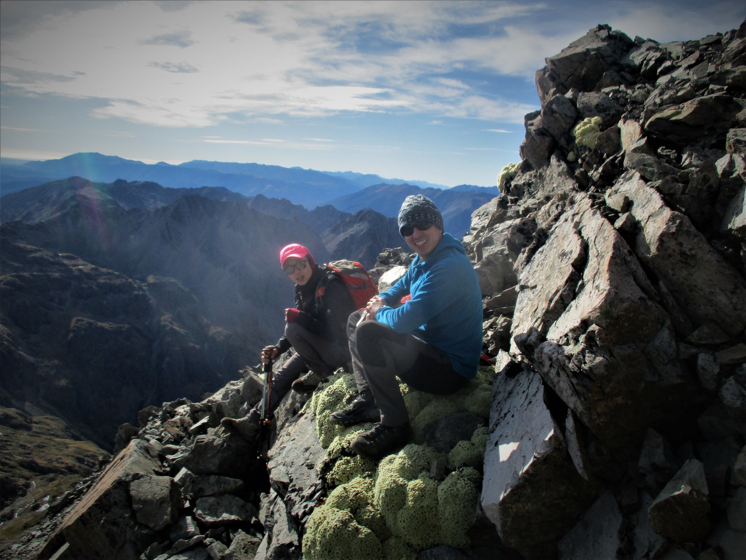 Meetig Sergio and Mei near the summit of Angelus