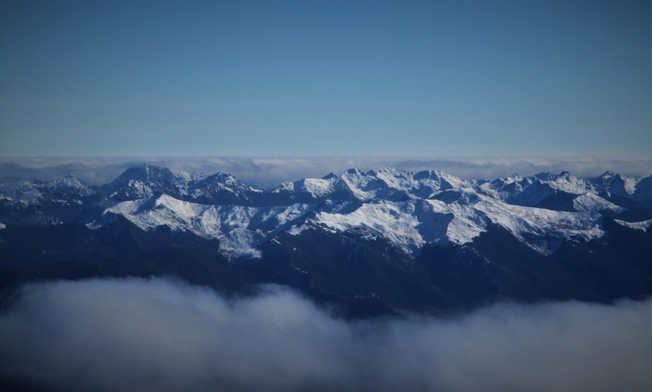 Early winter on the Western ranges