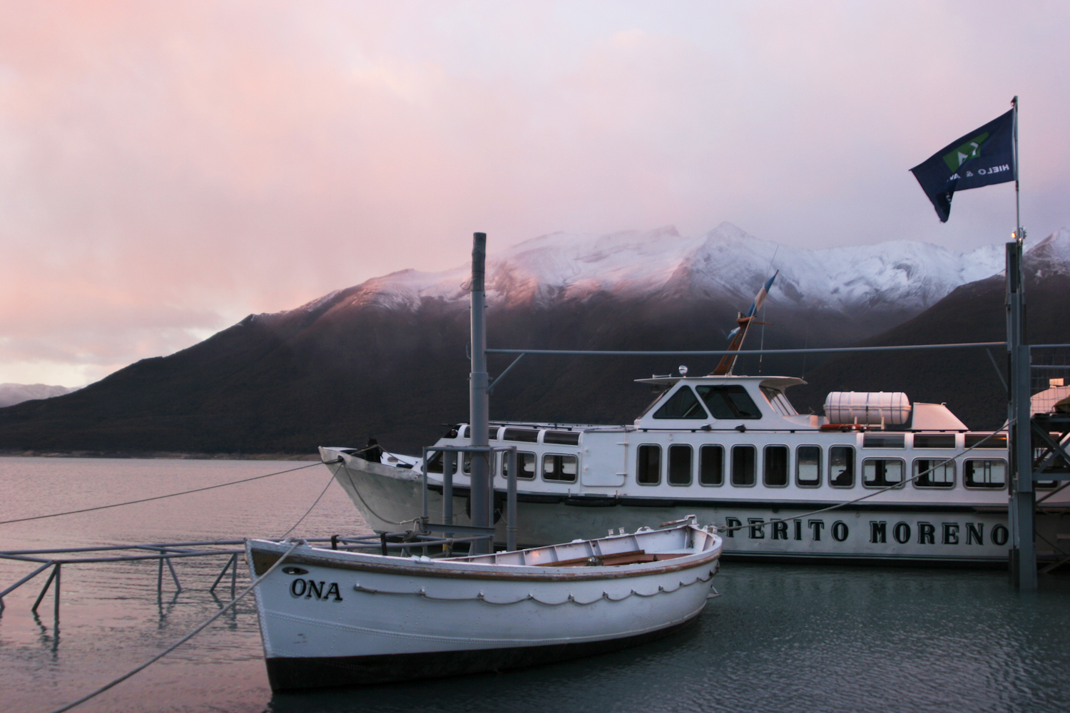 explore005.jpg